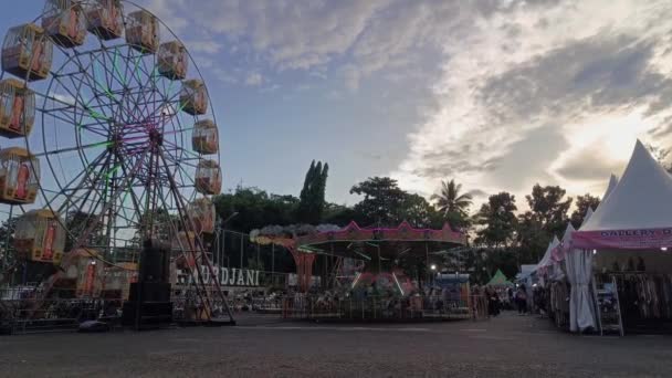Banjarbaru Indonesia May 2024 Ferris Wheel City Hall Square Entertainment — Stock videók