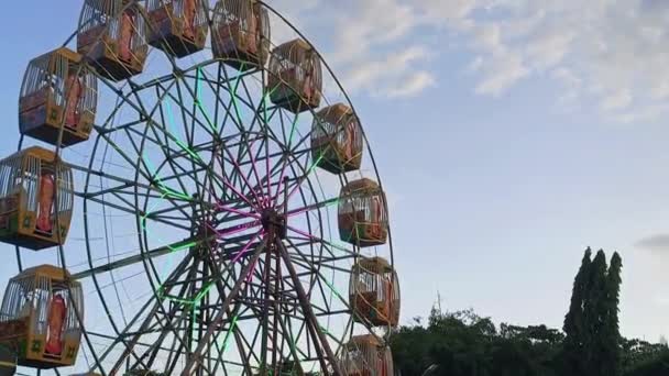 Banjarbaru Indonesia May 2024 Ferris Wheel City Hall Square Entertainment — 图库视频影像