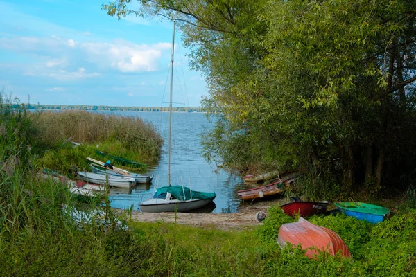 Anlegestelle Alter Boote Ufer Des Sees Sommer — Stockfoto