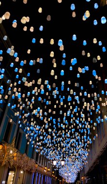 Londra 'da yeni yıl ve Noel ağacı süslemesi