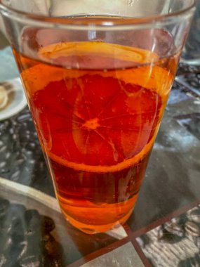 Masada portakal suyu var. Yakın plan..