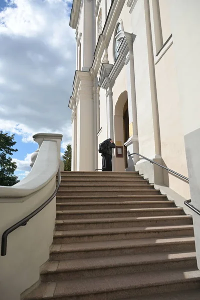 Vchodu Kostela Jeptiška Černém — Stock fotografie
