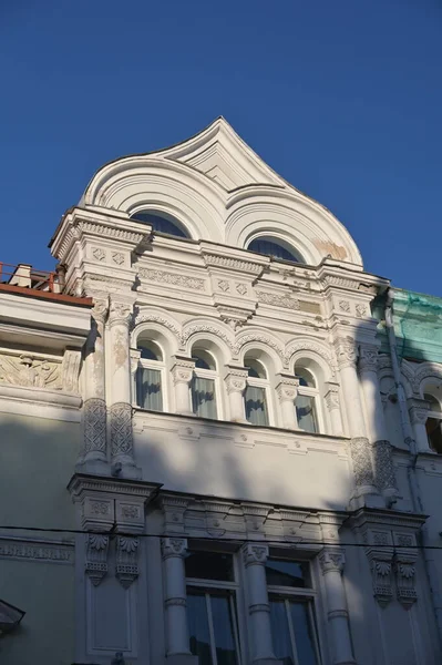 Den Upphöjda Vinden Historisk Byggnad Upplyst Kvällssolen Vilnius — Stockfoto