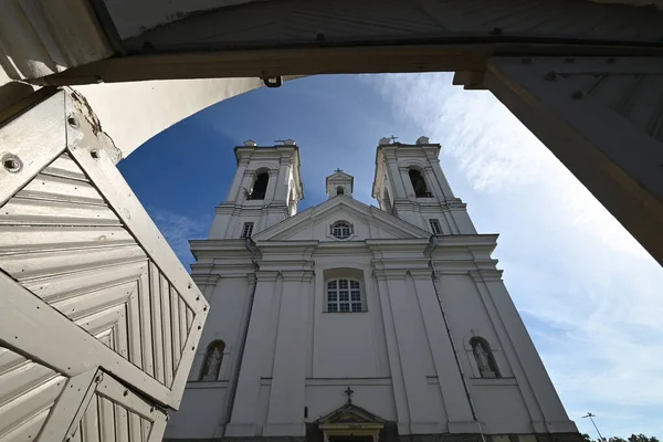 Barockkirche Kreuz Mit Zwei Türmen Kaunas Litauen — Stockfoto