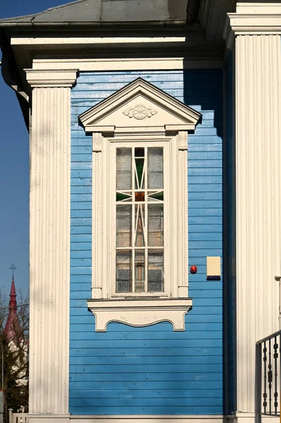 Fachada Edifício Histórico Madeira Com Uma Janela — Fotografia de Stock