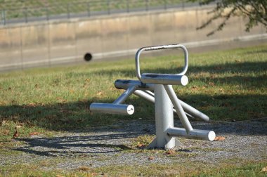 parkta egzersiz donanımları