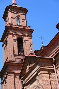 Şehirdeki kutsal mezarlık kilisesi Panevezys, Litvanya