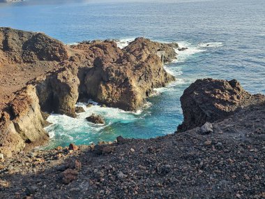 Tenerife adasında bir uçurum, kanarya adaları, İspanya 'da volkanik manzara.
