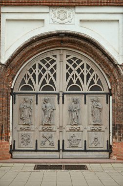 Eski ahşap kilise kapısı, kaunalar, Litvanya