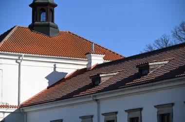 Görkemli ortaçağ mimarisinin manzarası