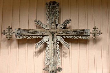 çapraz bir kilisenin