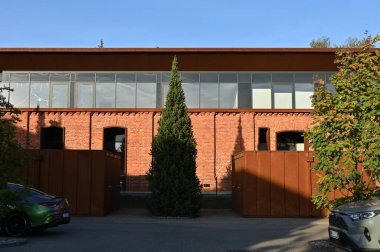 modern ev cephe