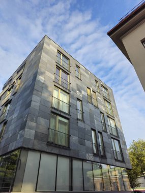 Litvanya 'nın Kaunas şehrindeki modern bina