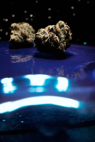 Cannabis Blått Vatten Ser Flytande Transparent — Stockfoto