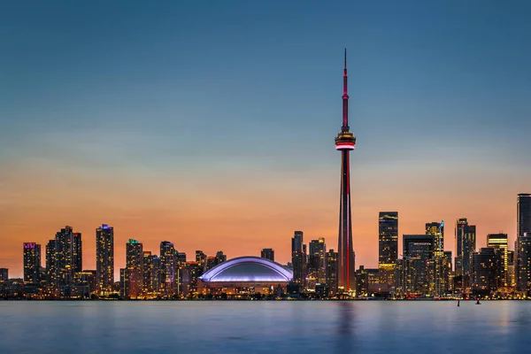 Skyline Toronto Sul Lago Ontario Crepuscolo — Foto Stock