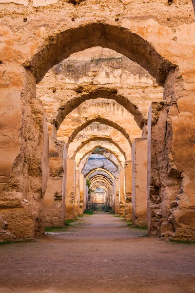 Ruined Arches Massive Royal Stables Imperial City Meknes Morocco — Stock Photo, Image