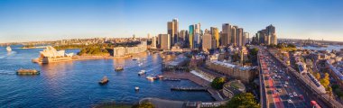 Sydney 'nin panoramik manzarası iş bölgesi ve Opera Binası, Sydney, Avustralya