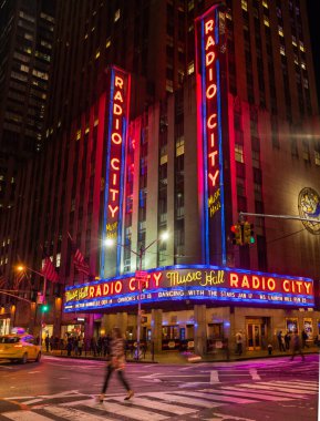 NEW YORK - CIRCA ECTOBER 2016: Rockefeller Center 'daki Radio City Music Hall, ABD