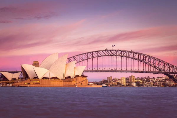 Sydney Österrike Circa August 2016 Operahuset Och Harbour Bridge Sydney — Stockfoto
