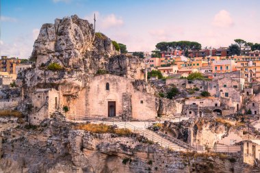 İdris 'li Aziz Meryem Kilisesi (Santa Maria de Idris), Matera, İtalya