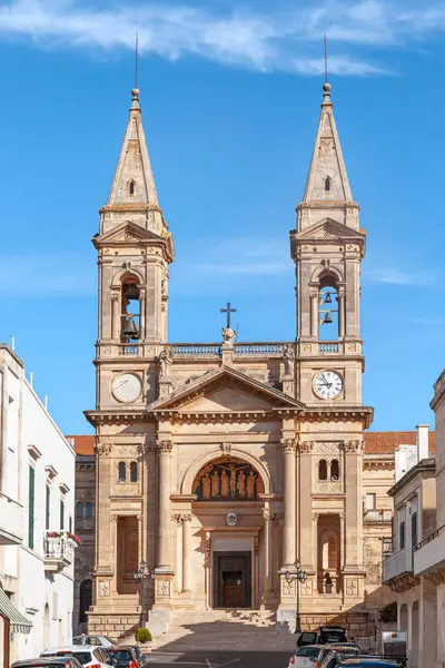Voorzijde Van Santi Medici Kerk Alberobello Bari Italië — Stockfoto