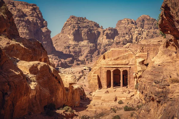 Blick Auf Den Gartentempel Der Prozessionsroute Wadi Farasa Petra Jordanien — Stockfoto