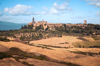 Pienza, Siena, İtalya 'nın panoramik manzarası