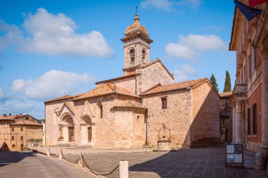 San Quirico ve Giulitta Koleji Kilisesi, San Quirico d 'Orcia, İtalya
