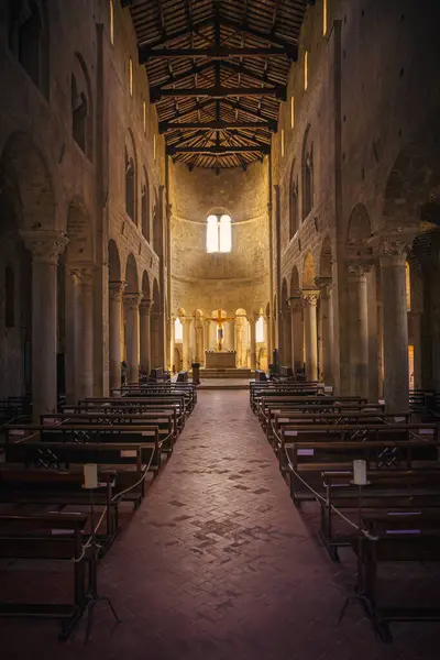 Interno Abbazia Sant Antimo Montalcino Toscana Italia — Foto Stock