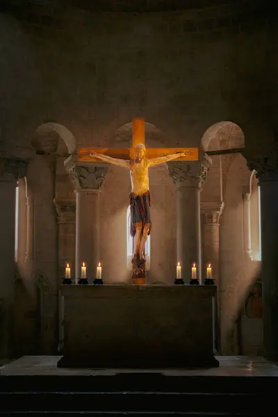 Altaret Och Krucifixet Sant Antimo Abbey Toscana Italien — Stockfoto