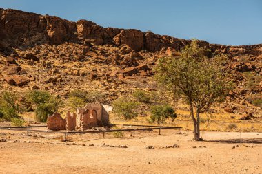 David Levin Çiftliği, Twyfelfontein, Kunene, Namibya kalıntıları. 1947 'de inşa edildi ve Twyfelfontein adını aldı..