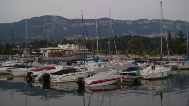Una Escena Puerto Deportivo Atardecer Aix Les Bains Francia Con — Vídeo de stock