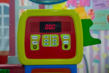 Eğlence ve Eğitim İçin Oyuncak Benzin Pompası