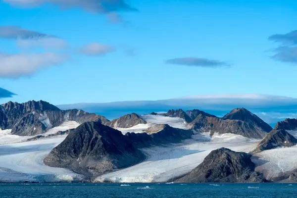 Svalbard 'ın inanılmaz doğası ve manzarası