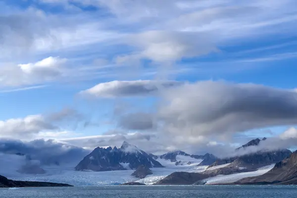 Úžasná Krajina Ledovci Ledovci Letním Období — Stock fotografie