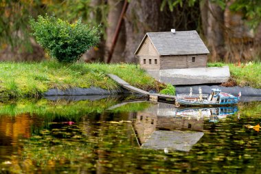 Tüm ülkedeki ünlü ve tarihi binaların ölçekli modelleri