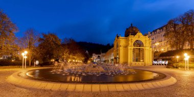 Şehirdeki en ünlü nesne, şarkı söyleyen çeşme.