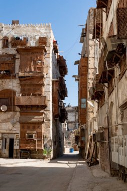 Eski şehrin sokaklarında