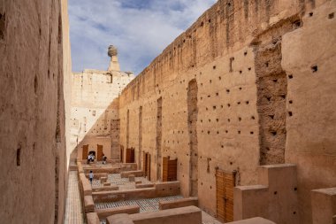 El Badi Sarayı ya da Badi Sarayı, Marakeş, Fas 'ta bulunan harabe bir saray. 1578 'de Saadian Hanedanı' nın sultanı Ahmet el-Mansur tarafından yaptırıldı..