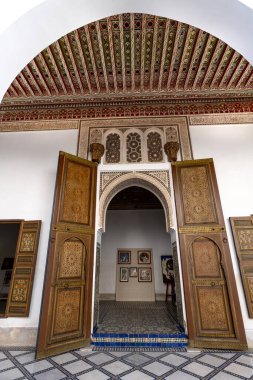 Bahia Sarayı 19. yüzyıldan kalma, çarpıcı sıva, resim ve mozaik sarayları ve bahçelerle dekore edilmiş odalardan oluşan bir binadır.