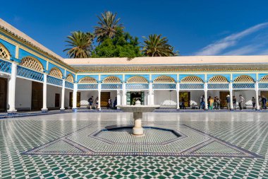 Bahia Sarayı 19. yüzyıldan kalma, çarpıcı sıva, resim ve mozaik sarayları ve bahçelerle dekore edilmiş odalardan oluşan bir binadır.