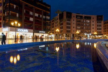 Gueliz bölgesi, Marakeş Gueliz 'in modern bölgesinde akşam atmosferi.