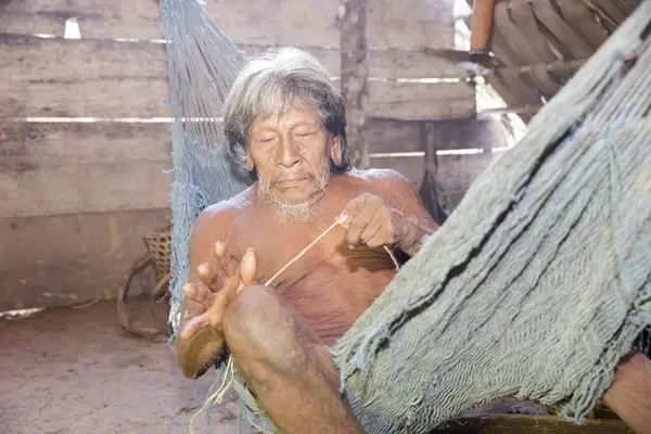 Homens Huaorani Tribo Waorani Uma Casa Tradicional Região Amazônica Equador — Fotografia de Stock