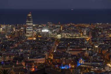 Gece görüşünden Kule Glories 'e. Barselona