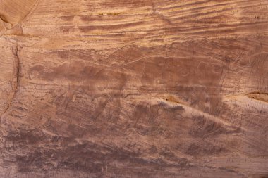 Çölde kaya resmi, Tadrart Rouge 'da Bouhadian kayaları, Tassili N' Ajjer Ulusal Parkı. Sahara