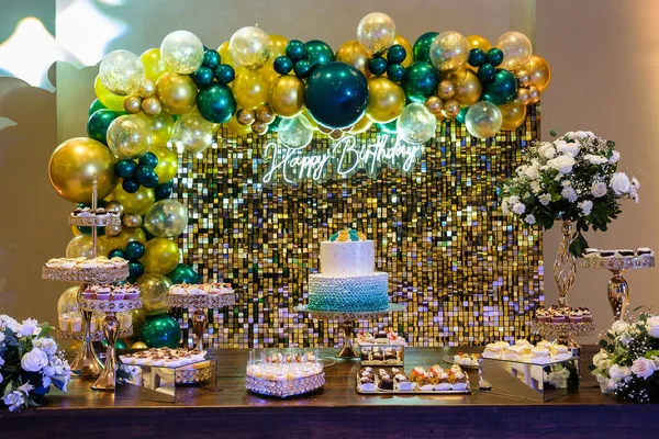 Τούρτα Cupcake Γενέθλια Εκδήλωση Γλυκά Κόμμα — Φωτογραφία Αρχείου