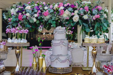 Pasta kek doğum günü partisi partileri tatlılar 