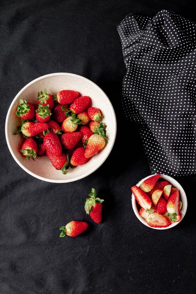 Top View Juicy Strawberries Bowls Decorated Polka Dot Cloth Black — Stock Photo, Image