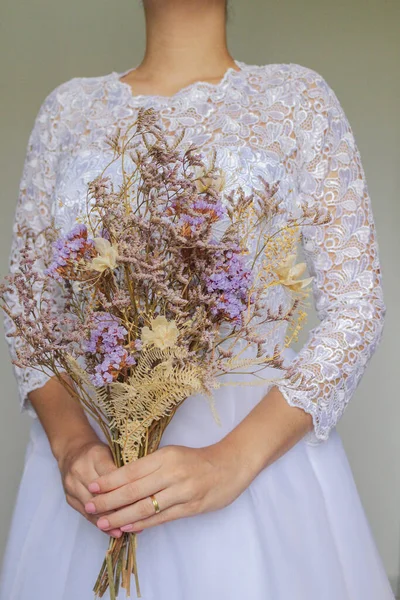 Cropped Shot Young Pretty Bride Holding Dried Flower Bouquet — Stock Photo, Image