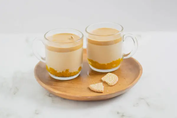 Latte Abóbora Fundo Branco Conceito Outono — Fotografia de Stock